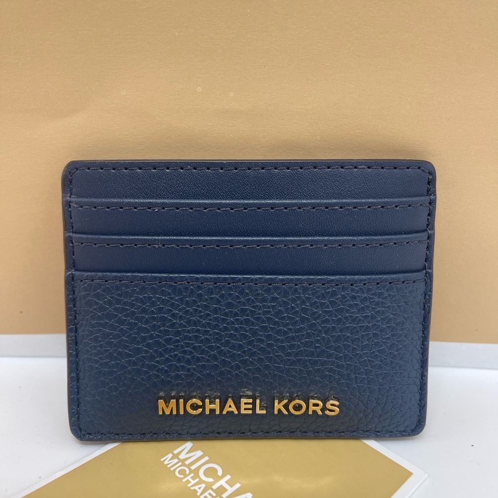 MICHAEL KORS
Large Pebbled Leather Card Holder Case
Navy
NWT - Picture 10 of 16